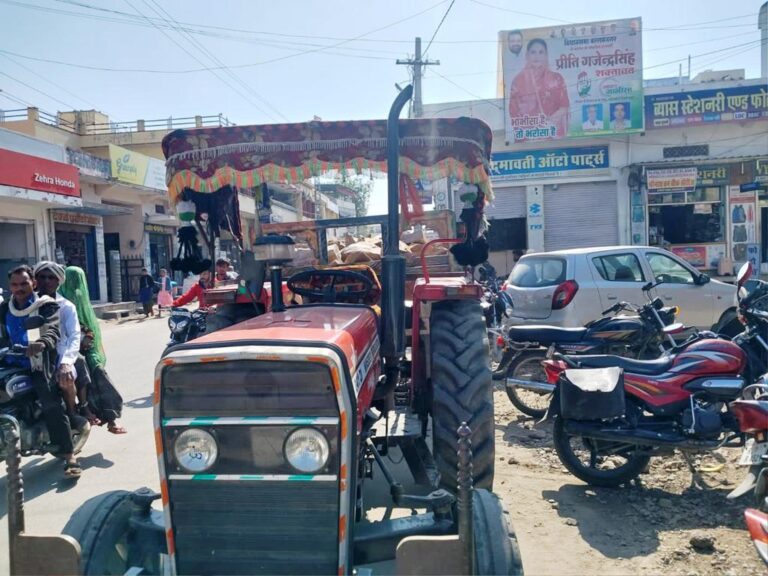 अवैध खनन, निर्गमन, भण्डारण की रोकथाम के लिए कार्यवाही जारी 4 प्रकरण दर्ज कर 229500 रुपये की शास्ती लगाई